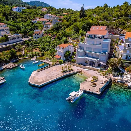 Seazen Luxury Seaside Korcula Apartment Racisce
