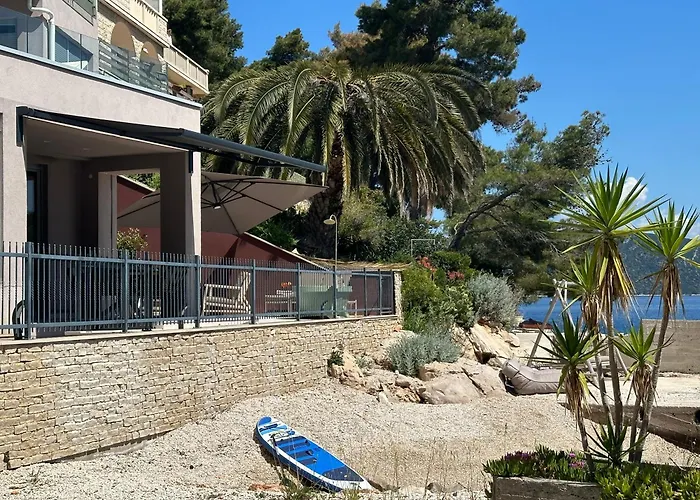 아파트 Seazen Luxury Seaside Korcula *